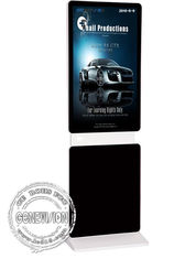 Wifi numérique advertisting tout de signage de kiosque d'écran tactile de Mercedes dans un écran rotatif d'affichage à cristaux liquides