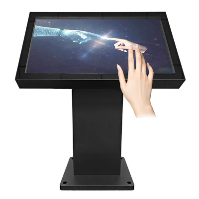 Écran tactile extérieur IP65 imperméable à l'eau sans ventilateur de 43 pouces Totem Noir et plaque d'aluminium Dissipation de chaleur incluse