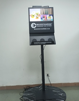 21.5 pouces téléphone de recharge Wifi Digital Signage Kiosk Avec 3 chargeurs sans fil